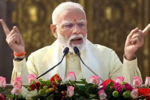 चुनाव 2024: “राम मंदिर पर चलेगा बुल्डोजर अगर सपा-कांग्रेस सरकार केंद्र में आयी तो” यह बयान नरेंद्र मोदी ने उत्तर प्रदेश के बाराबंकी में प्रचार के दौरान दिया।