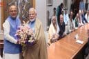 एनडीए के उपराष्ट्रपति पद के उम्मीदवार सी पी राधाकृष्णन ने दाखिल किया नामांकन, प्रधानमंत्री मोदी बने प्रस्तावक, 9 सितंबर को होगा चुनाव।