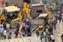 ग्रेटर नोएडा में 3 मंजिला इमारत ढही: 5 मजदूर दबे, 3 को सुरक्षित निकाला गया; रेस्क्यू जारी