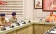 UP News: रीलबाज पुलिसकर्मियों पर सीएम योगी की सख्ती, कहा- संवेदनशील स्थलों पर न लगाएं ड्यूटी, लापरवाही पर होगी कार्रवाई