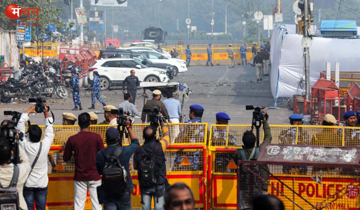 दिल्ली ब्लास्ट: कई दिनों से लापता लाल ब्रेजा कार बरामद, फरीदाबाद टेरर मॉड्यूल पर बड़ा खुलासा