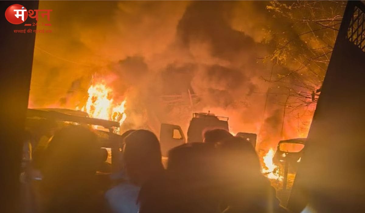 Srinagar Nowgam Blast: नौगाम थाने में आधी रात भीषण धमाका, 12 की मौत — दिल्ली ब्लास्ट से चौंकाने वाला कनेक्शन सामने आया