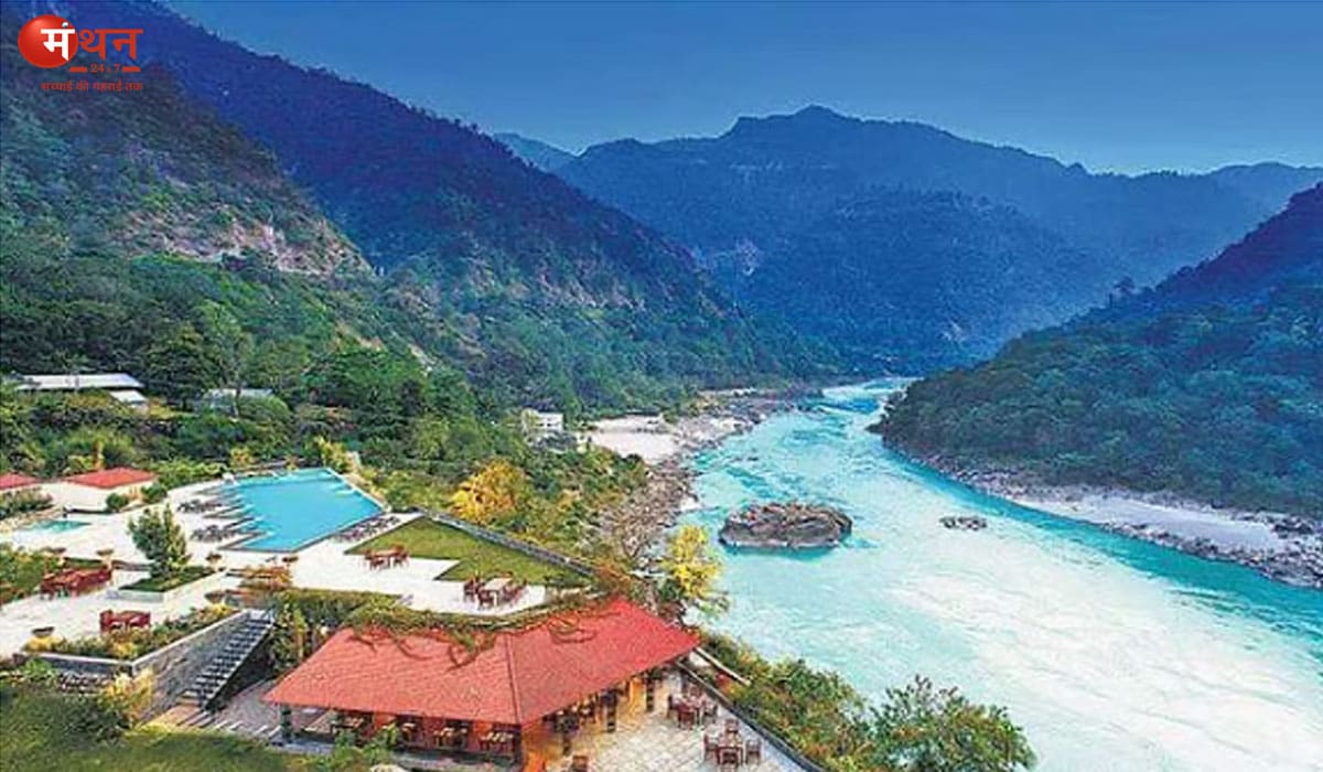 ऋषिकेश की शांति पर रील्स का साया! ट्रैफिक-जाम और गंदगी से परेशान हुए स्थानीय लोग