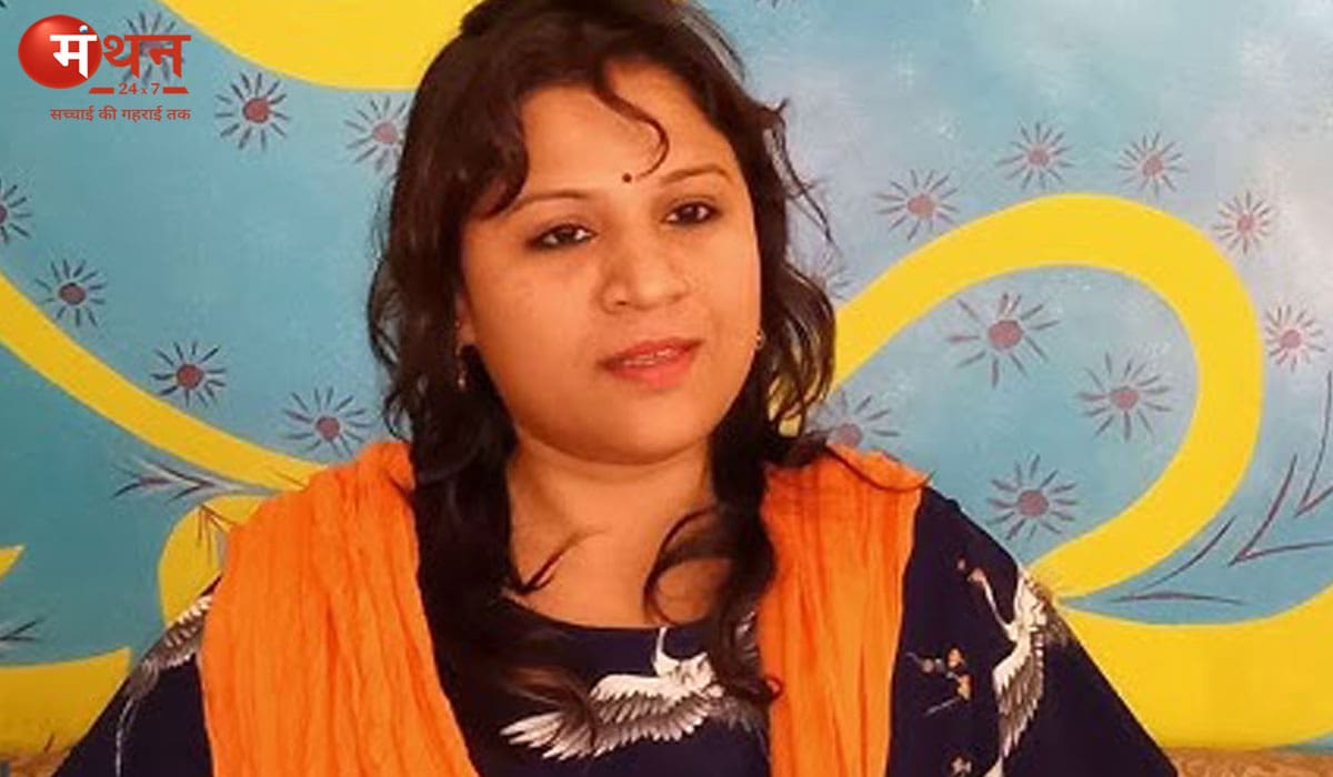 निर्वाचन में बड़ी लापरवाही: महेश्वर जनपद पंचायत की CEO रीना चौहान निलंबित, संभागा युक्त की सख्त कार्रवाई