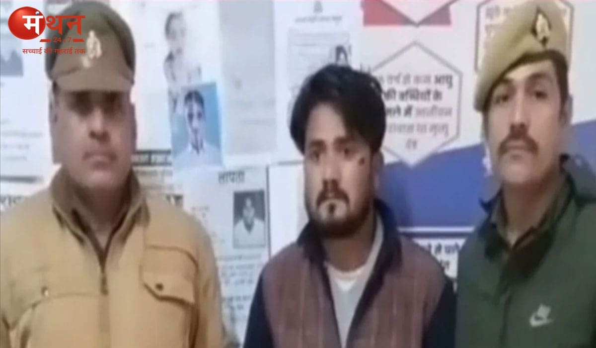 बांके बिहारी मंदिर में श्रद्धालुओं की जेब काटते युवक को पकड़ा गया, तिलक लगाकर छिपाता था पहचान