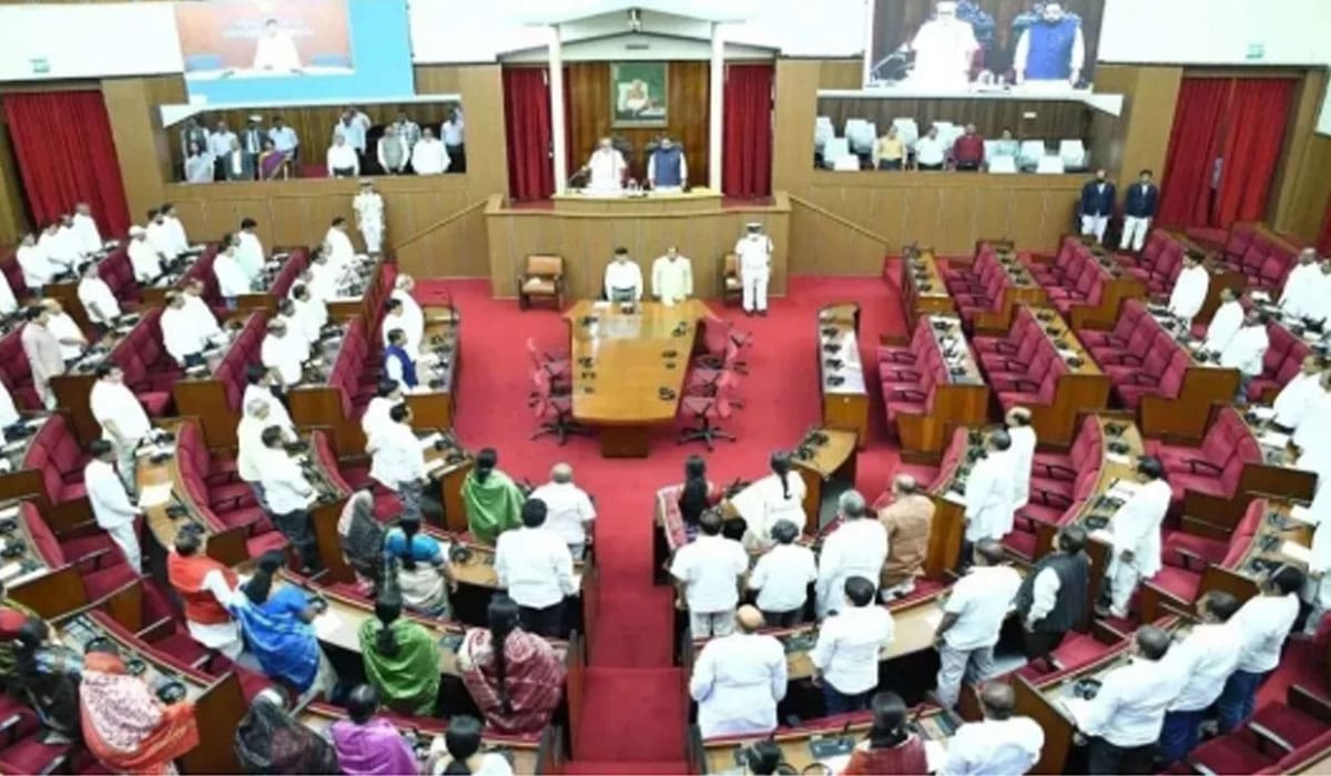 ओडिशा में विधायकों की सैलरी 211% बढ़ी: अब देश में सबसे ज्यादा वेतन पाने वाले MLA, देखें पूरी लिस्ट
