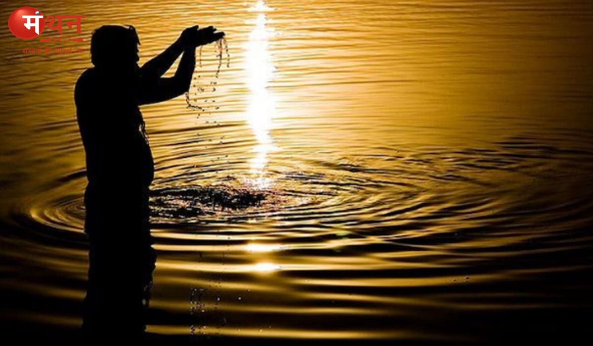 पौष अमावस्या 2025: नकारात्मक शक्तियों का बढ़ा प्रभाव, इन 6 राशियों को रहना होगा बेहद सतर्क