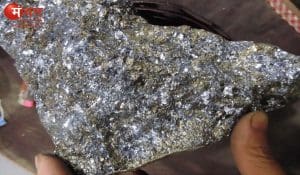 चट्टानों में कैसे जन्म लेती है चांदी? जानिए खदान से बाजार तक का पूरा सफर