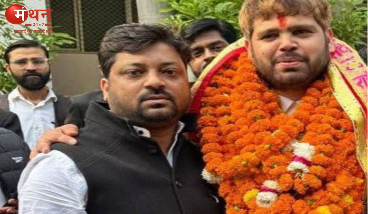 फर्जी LLB डिग्री कांड: किदवईनगर थाने में हंगामा, मेयर के बेटे अनुराग पांडेय वकील को छुड़ाकर ले गए