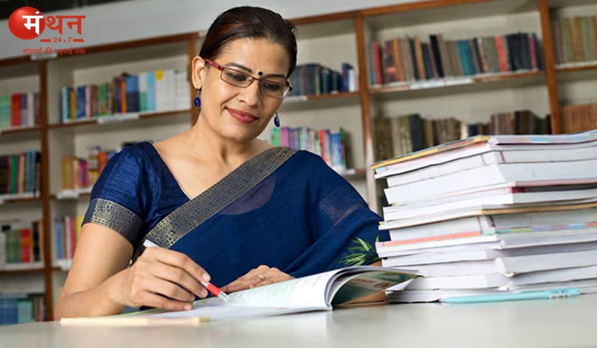 डीयू में प्रोफेसर और असिस्टेंट प्रोफेसर भर्ती की अंतिम तिथि बढ़ी, अब 2 मई तक करें आवेदन