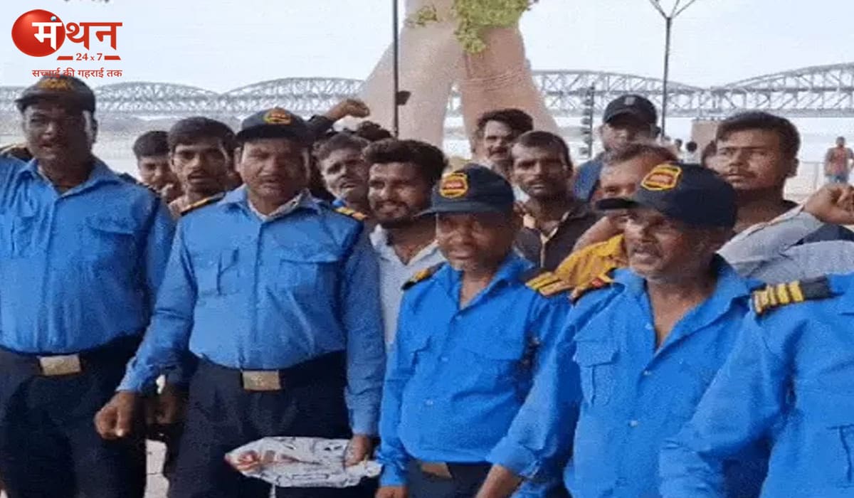 वाराणसी के नमो घाट पर दर्दनाक घटना: गार्डों की पिटाई में पर्यटक की मौत, चार आरोपी गिरफ्तार