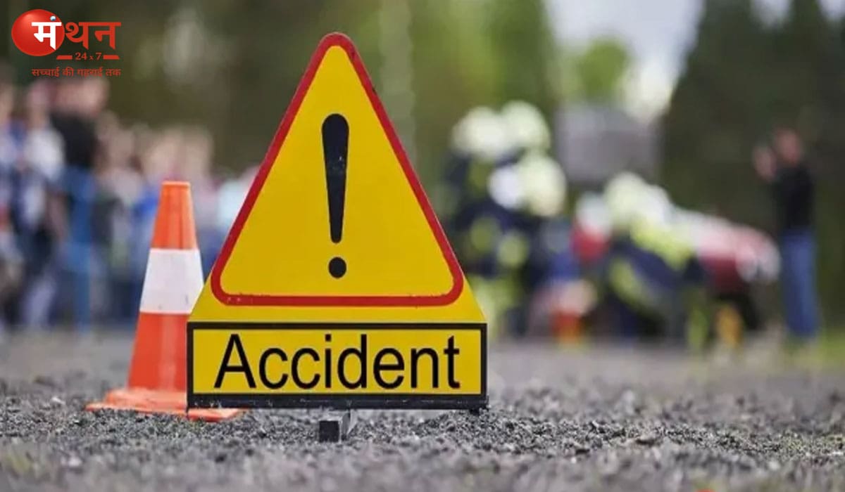 अंबेडकरनगर में दर्दनाक सड़क हादसा: बेकाबू कार ने लोगों को रौंदा, 8 की मौत, कई घायल